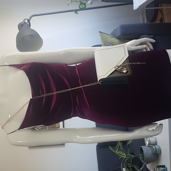 Black White Gold Thread Cross Body or Clutch Bag - Picture 8 of 8